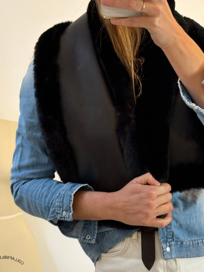 ZARA. Cuello doble textura en negro