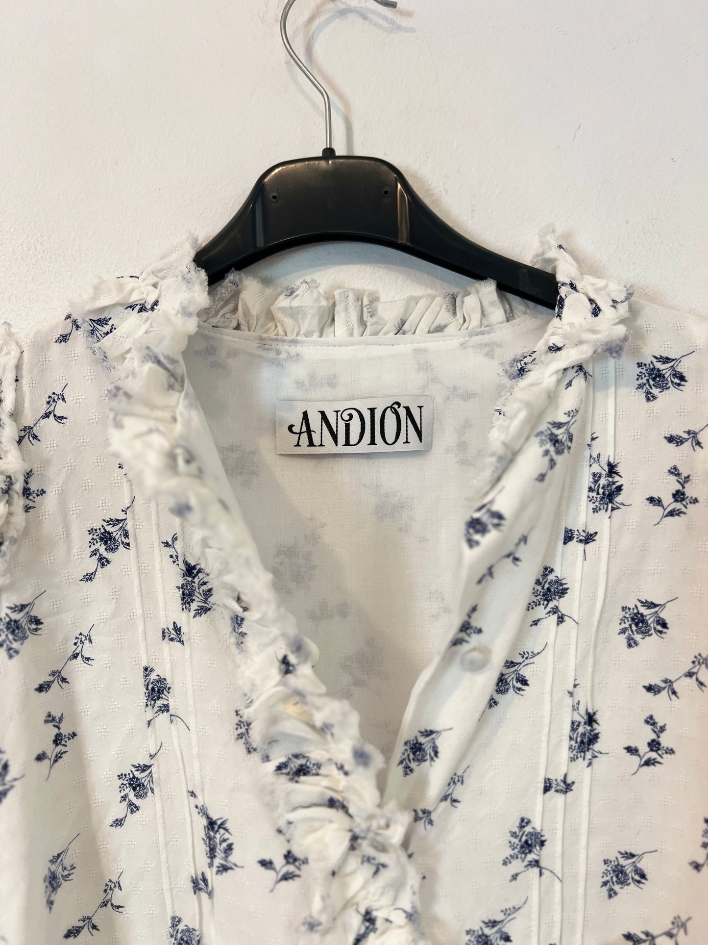 ANDION. Vestido blanco flores Tu(s)