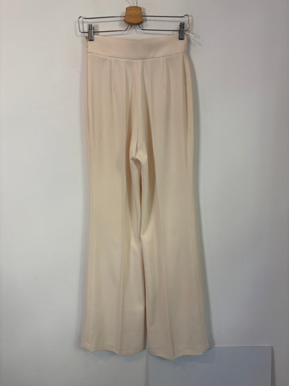ELISABETTA FRANCHI. Pantalón fluido beige detalle cintura. T 36