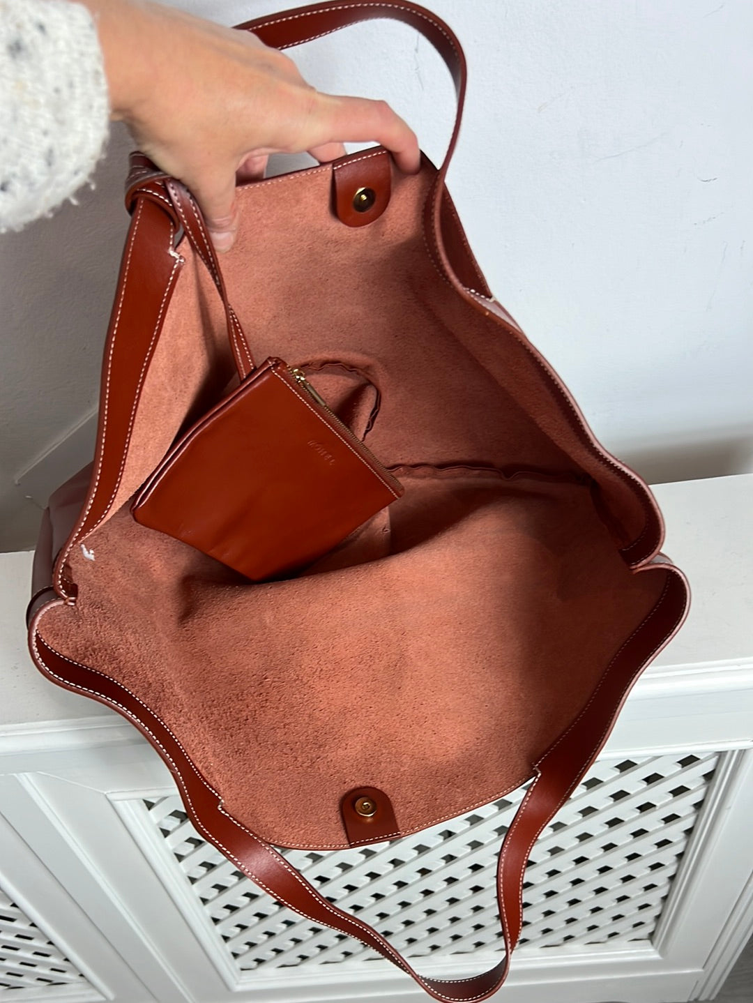 MÖHEL. Bolso marrón piel tote