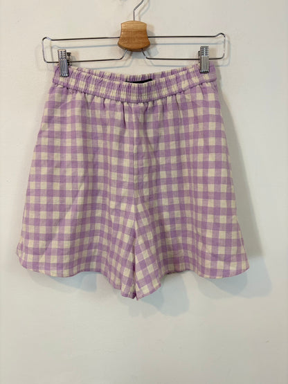ZARA. Bermuda lino bolsillo en morado