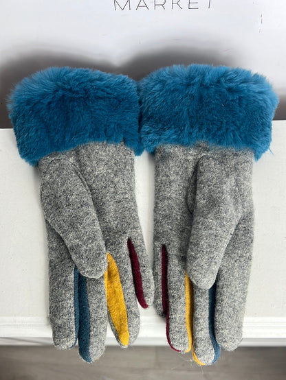 JO & MR.JOE. Guantes grises detalle puño