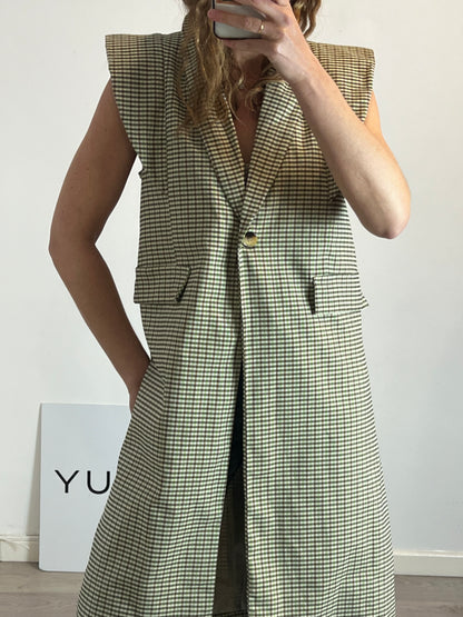 LOLITA. Chaleco de cuadros verde y marrón T.m