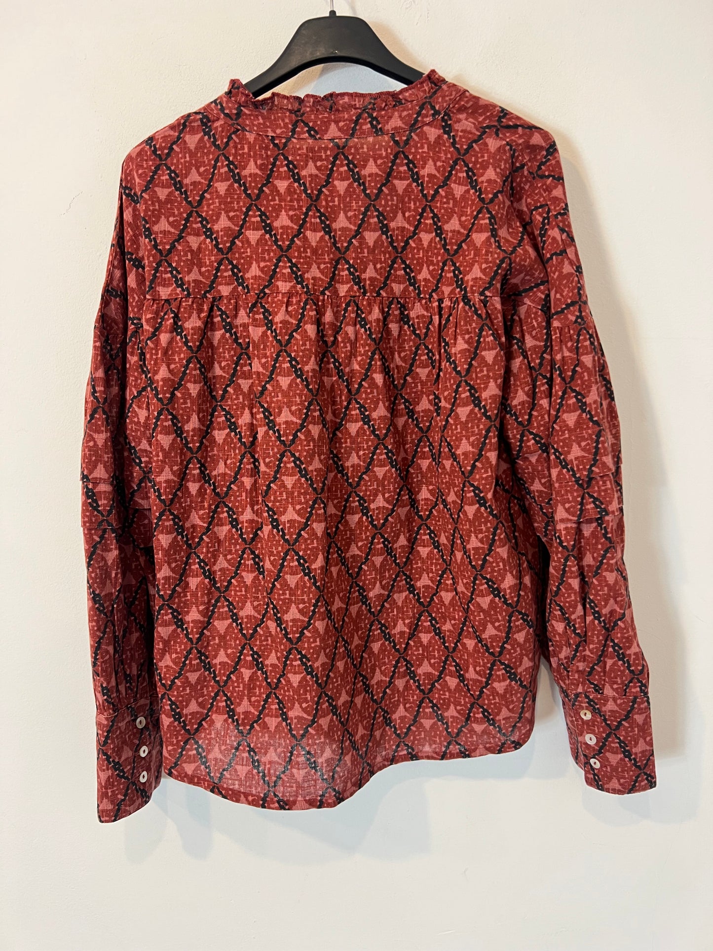 RENATTA&amp;GO. Printed burgundy blouse. TM