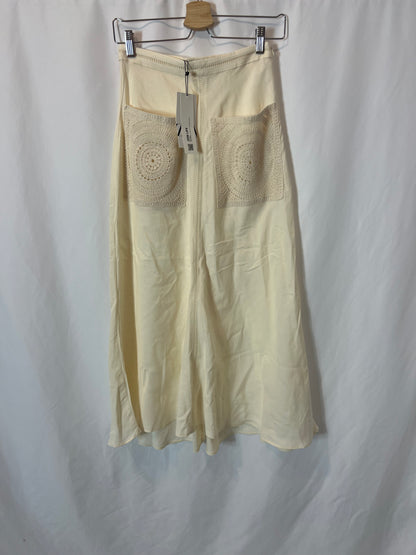 ZARA. Mini skirt with pocket detail. Size XS