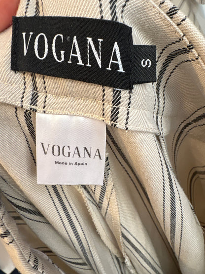 VOGANA. Total look fluido rayas
