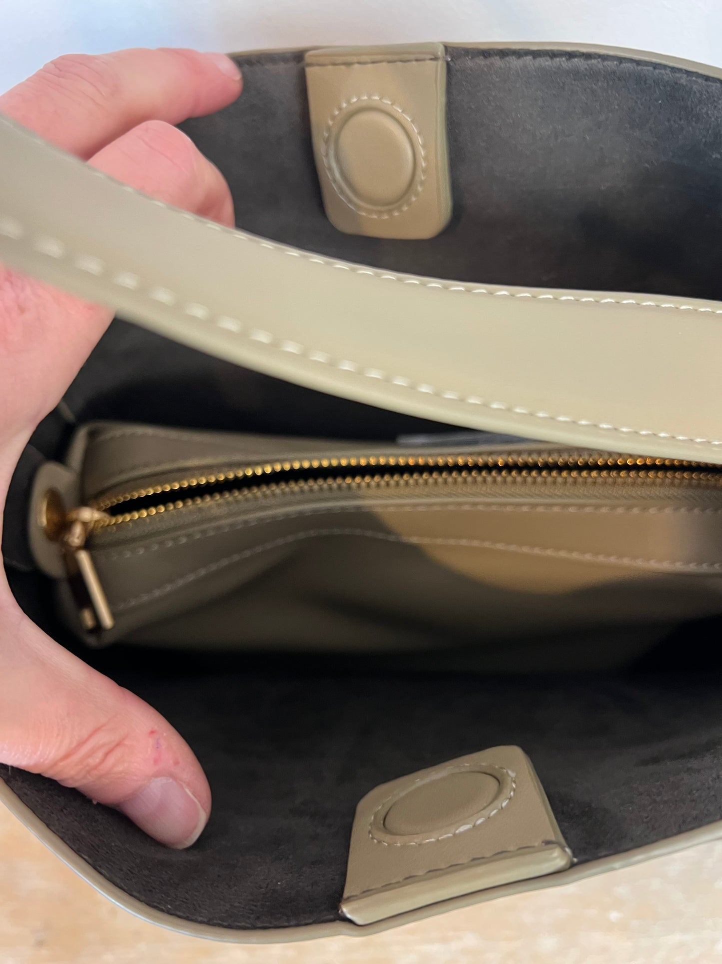 ZARA. Green double-handle bag