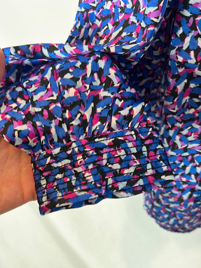 SFERA. Blusa satinada estampado azules. T S