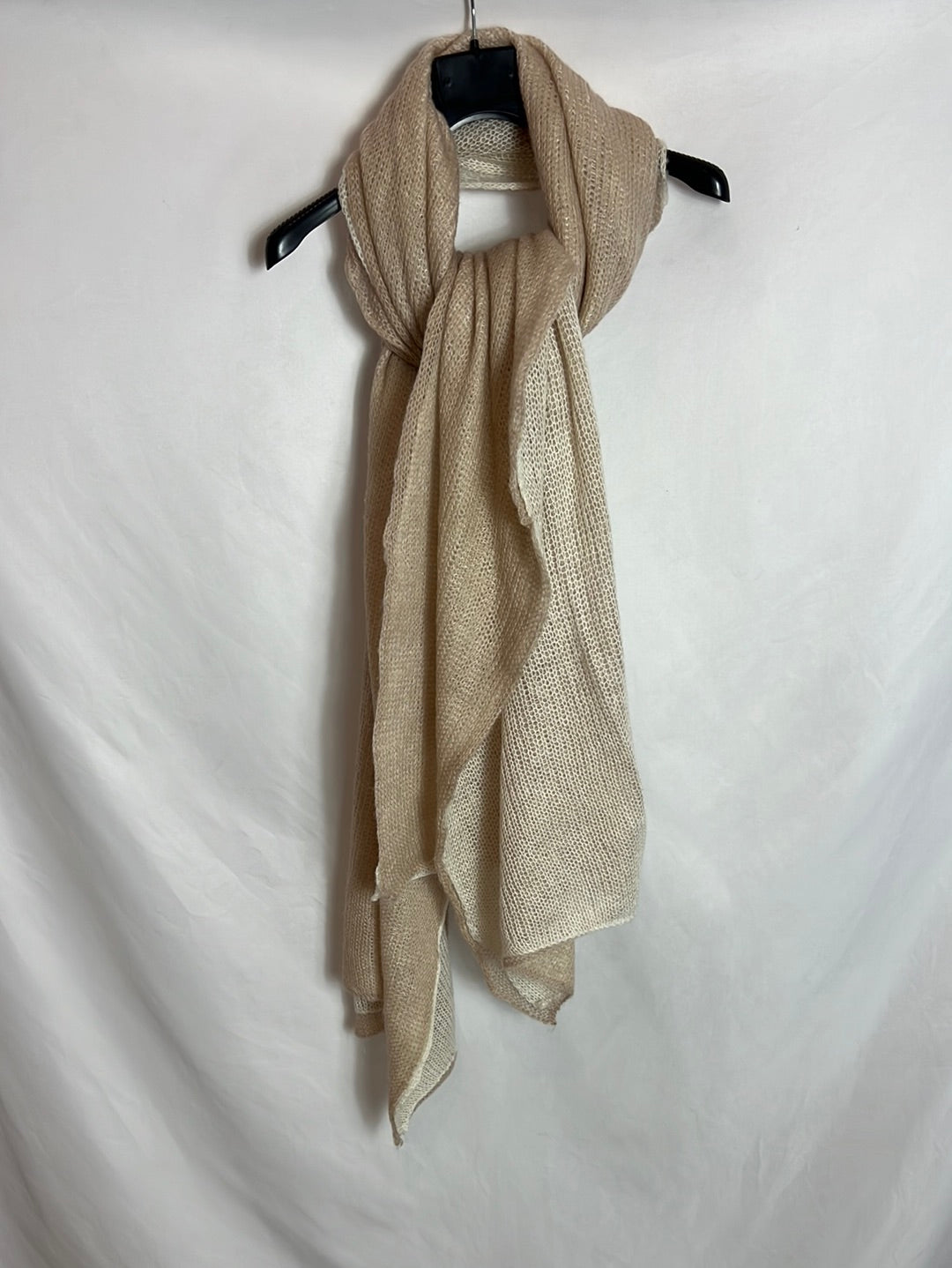 OTRAS. Bufanda  bicolor en beige