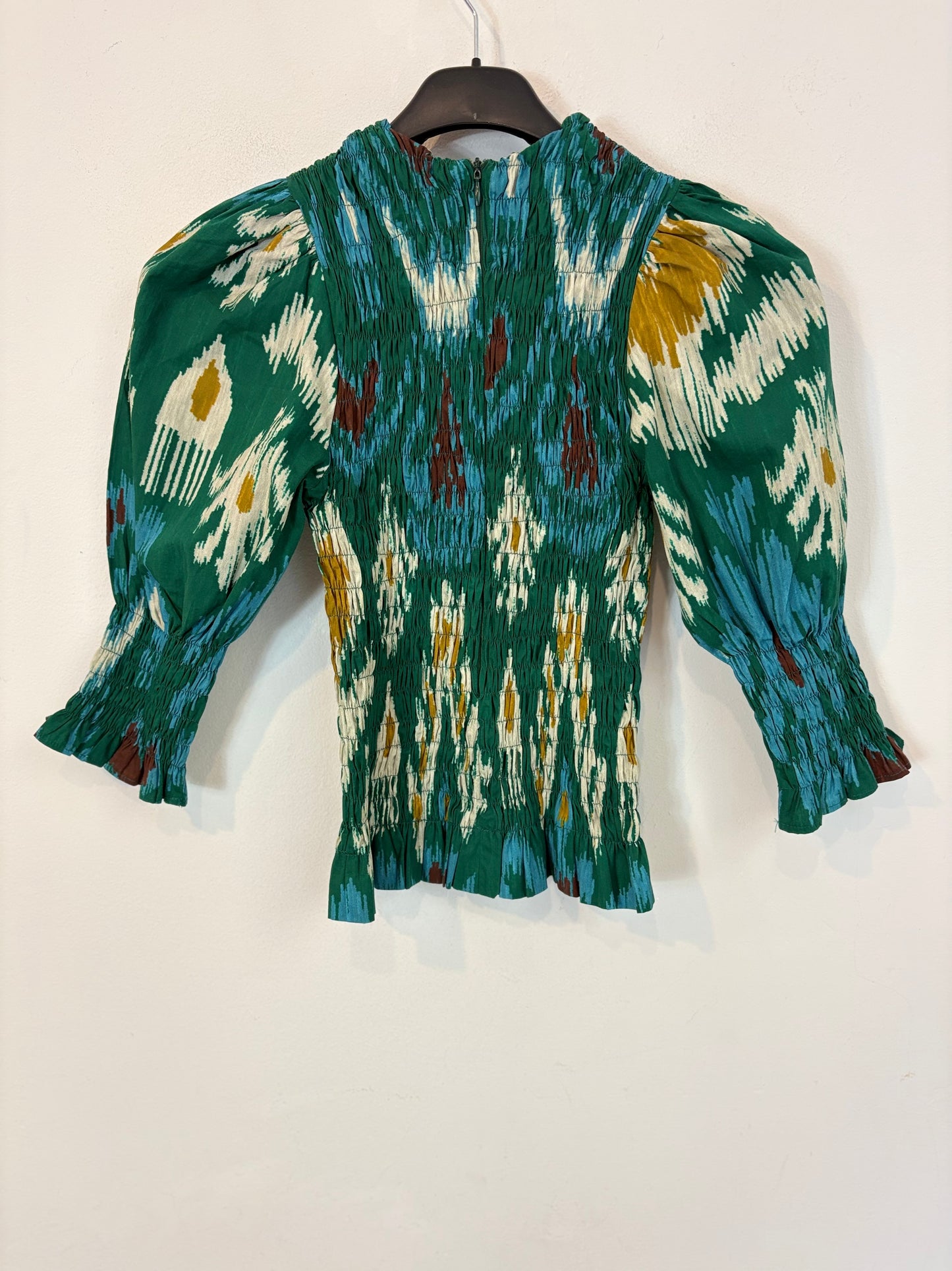 PIETRA. Blusa verde nido de abeja