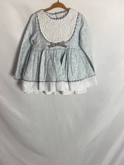 BELCOQUET. Vestido flores cuello bordado. T.3 años