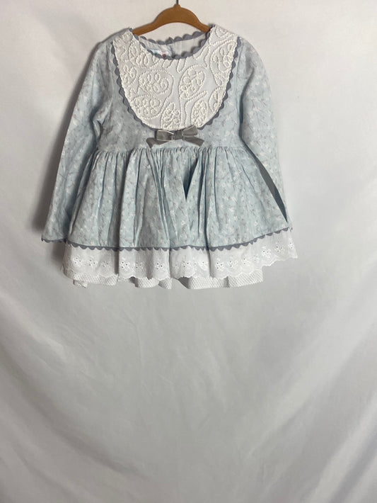 BELCOQUET. Floral dress with embroidered collar. Size 3 years.