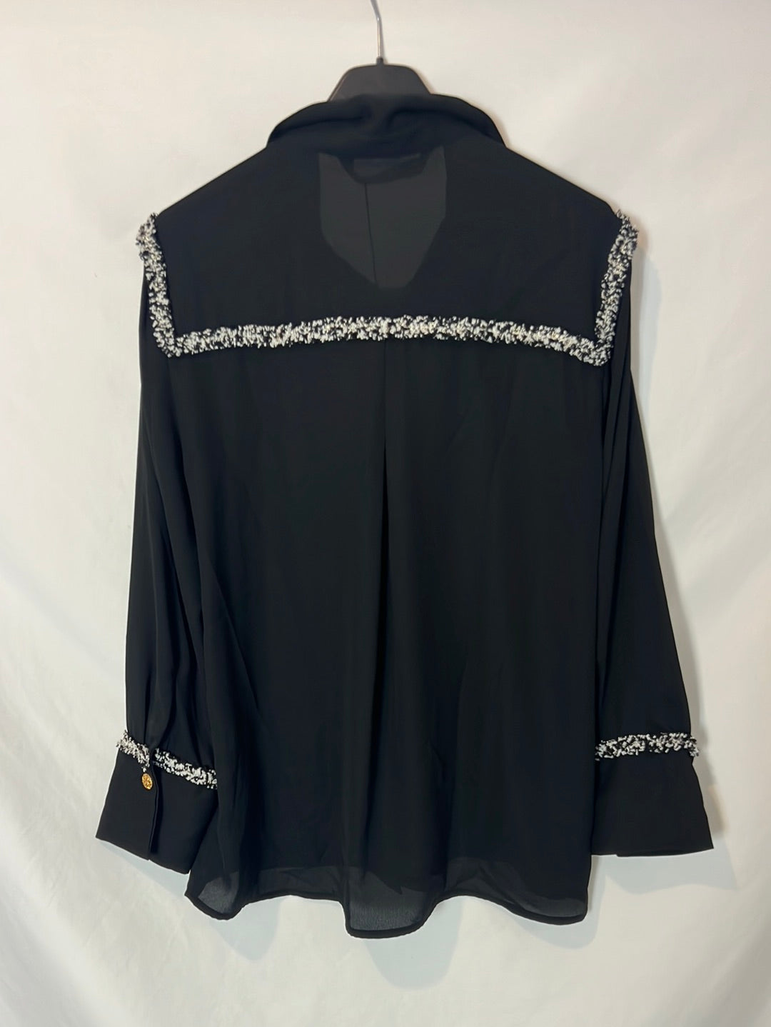 ZARA. Blusa negra detalles en tweed. T XS