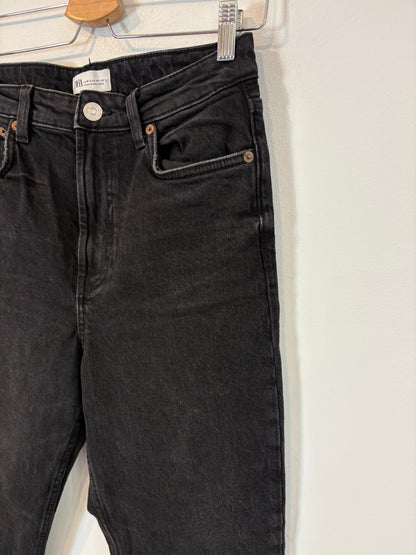 ZARA. Straight black denim. Size 38