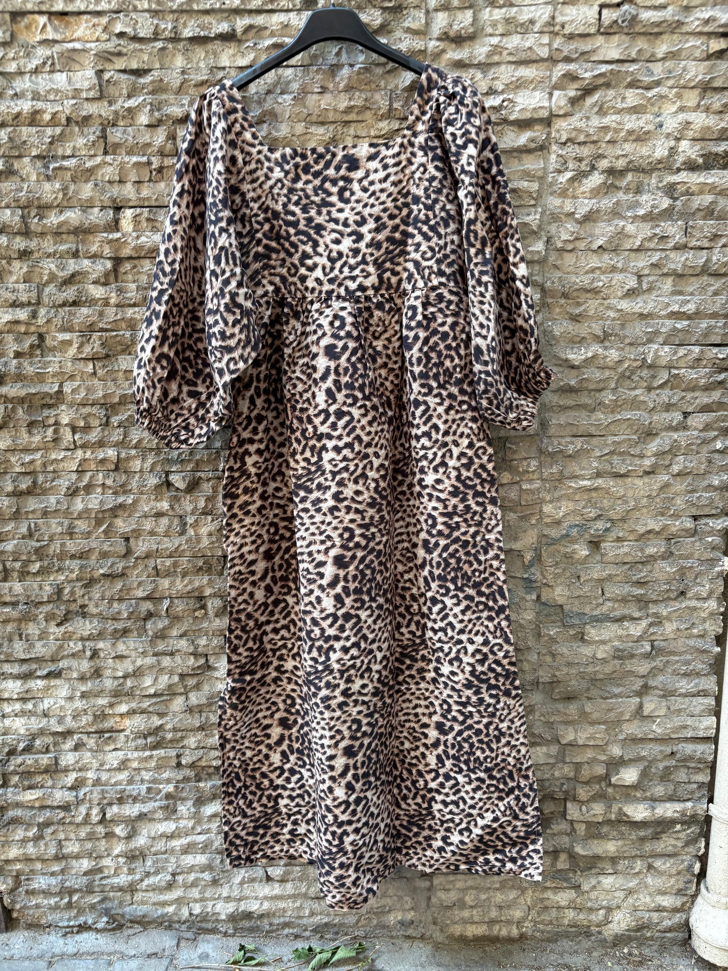 MARÁVIC. Vestido midi animal print T.xs