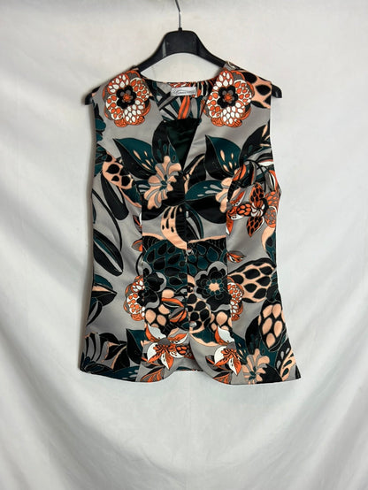 POETIC LICENSE. Gray satin-print vest. TM