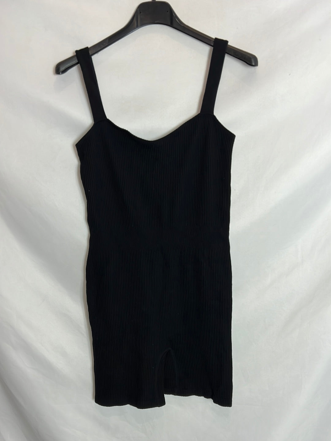 MANGO. Mono elastico negro canalé . T M