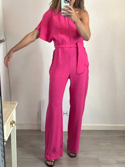 MANGO. Fuchsia pink asymmetrical jumpsuit. TL