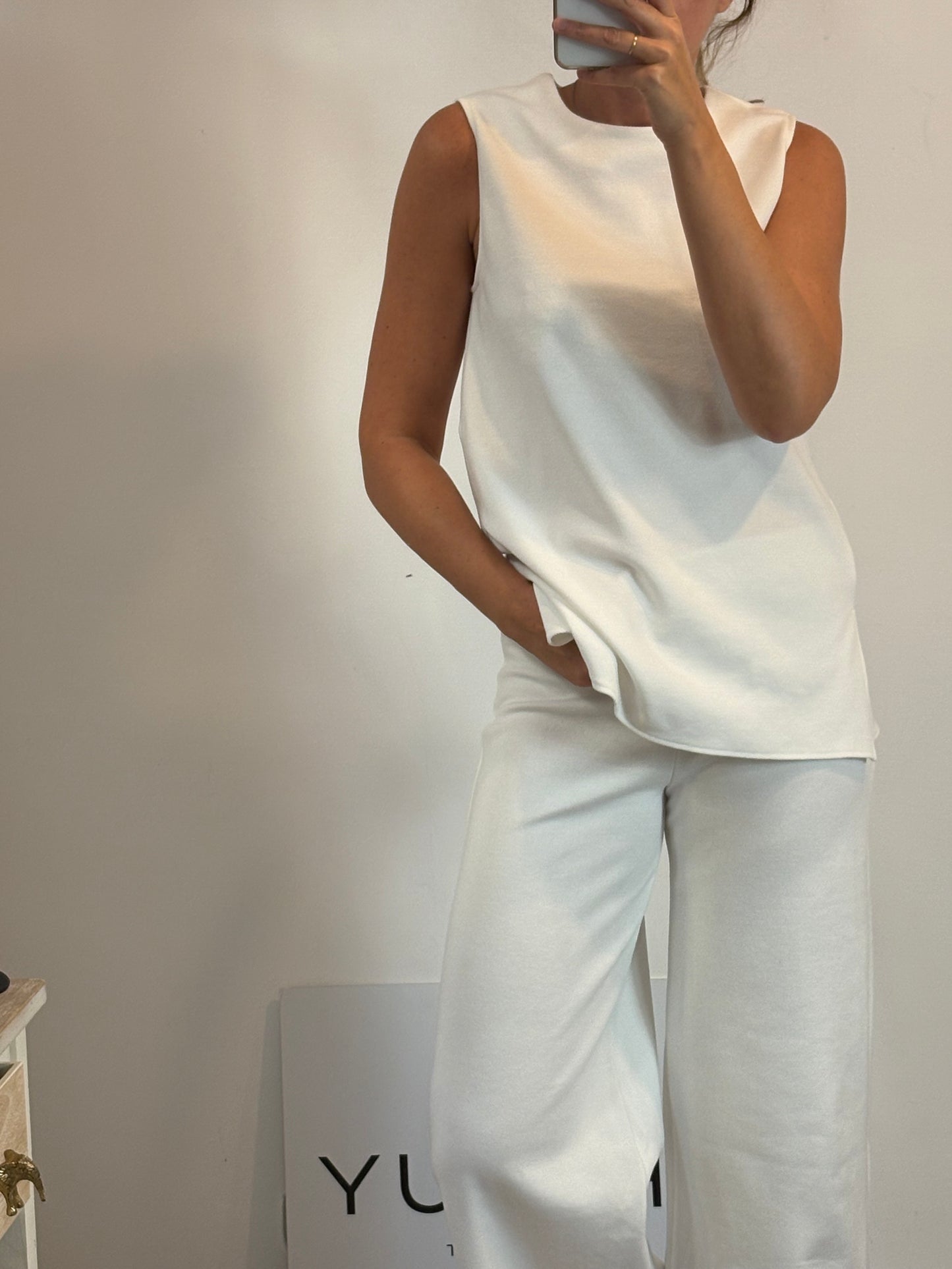 ZARA. Conjunto punto elástico blanco