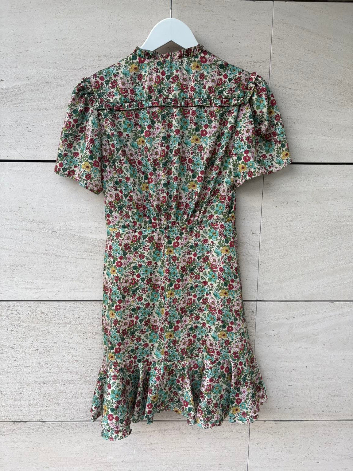 SANDRO. Vestido corto estampado floral