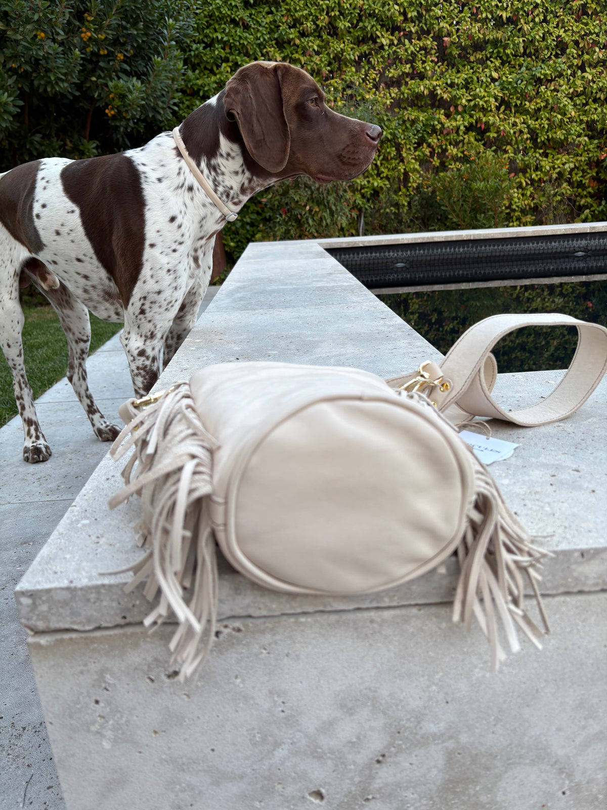MERCULES x MAKSU. Bolso beige piel flecos