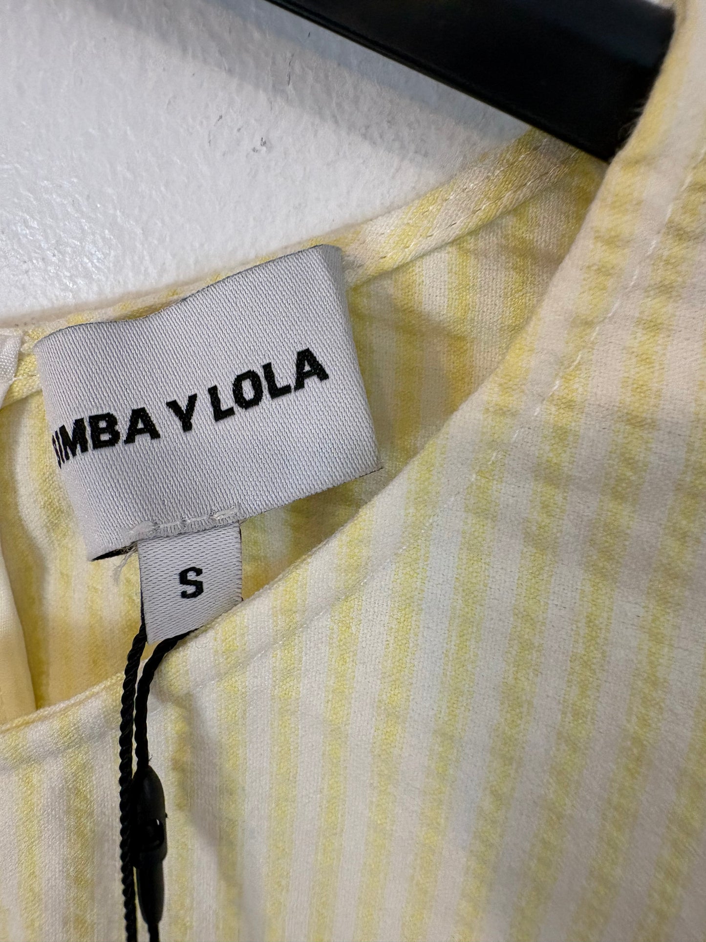 BIMBA Y LOLA. Top textura rayas. T S