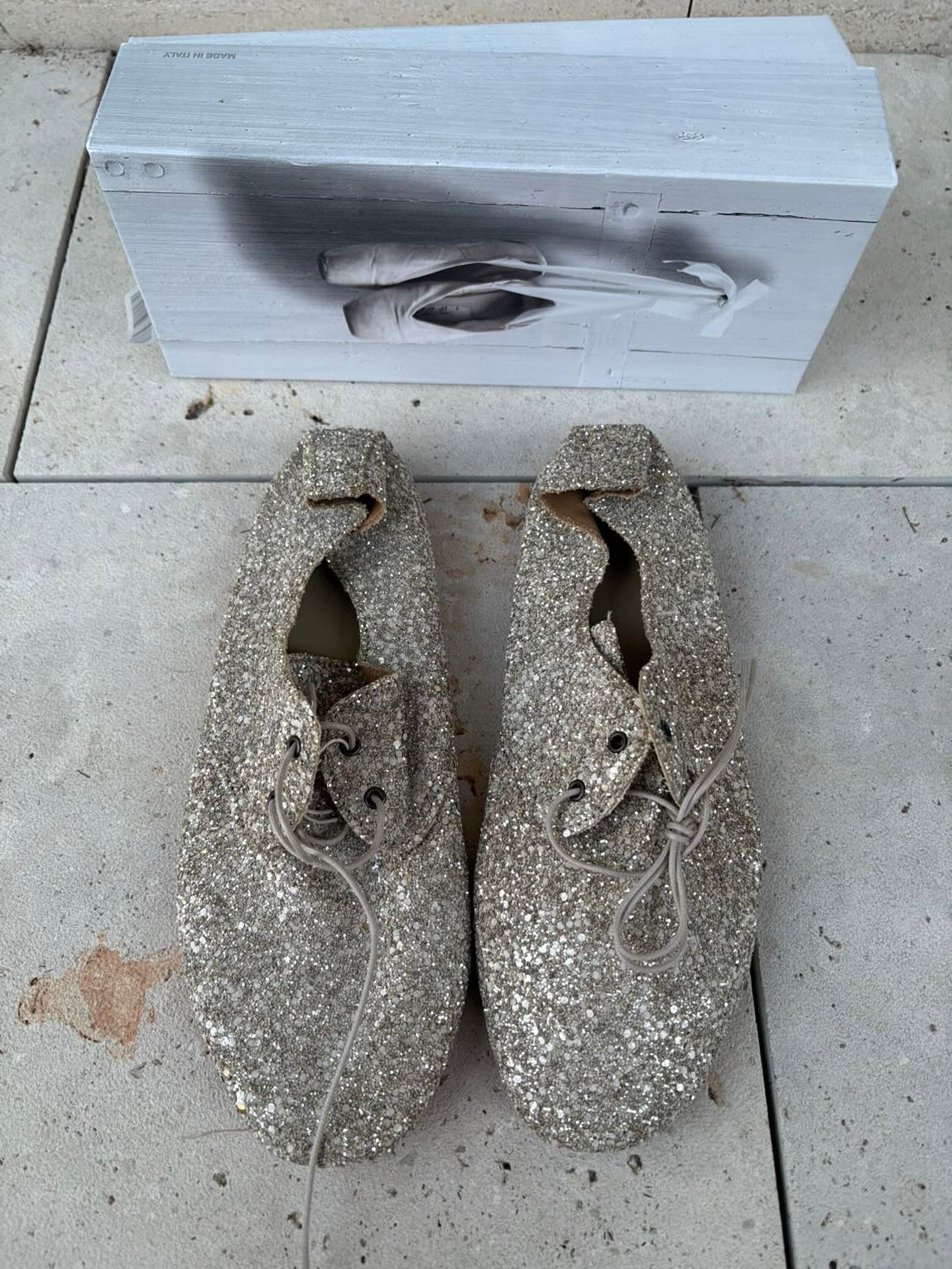 ANNIEL. Zapatos cordones purpurina. T 41