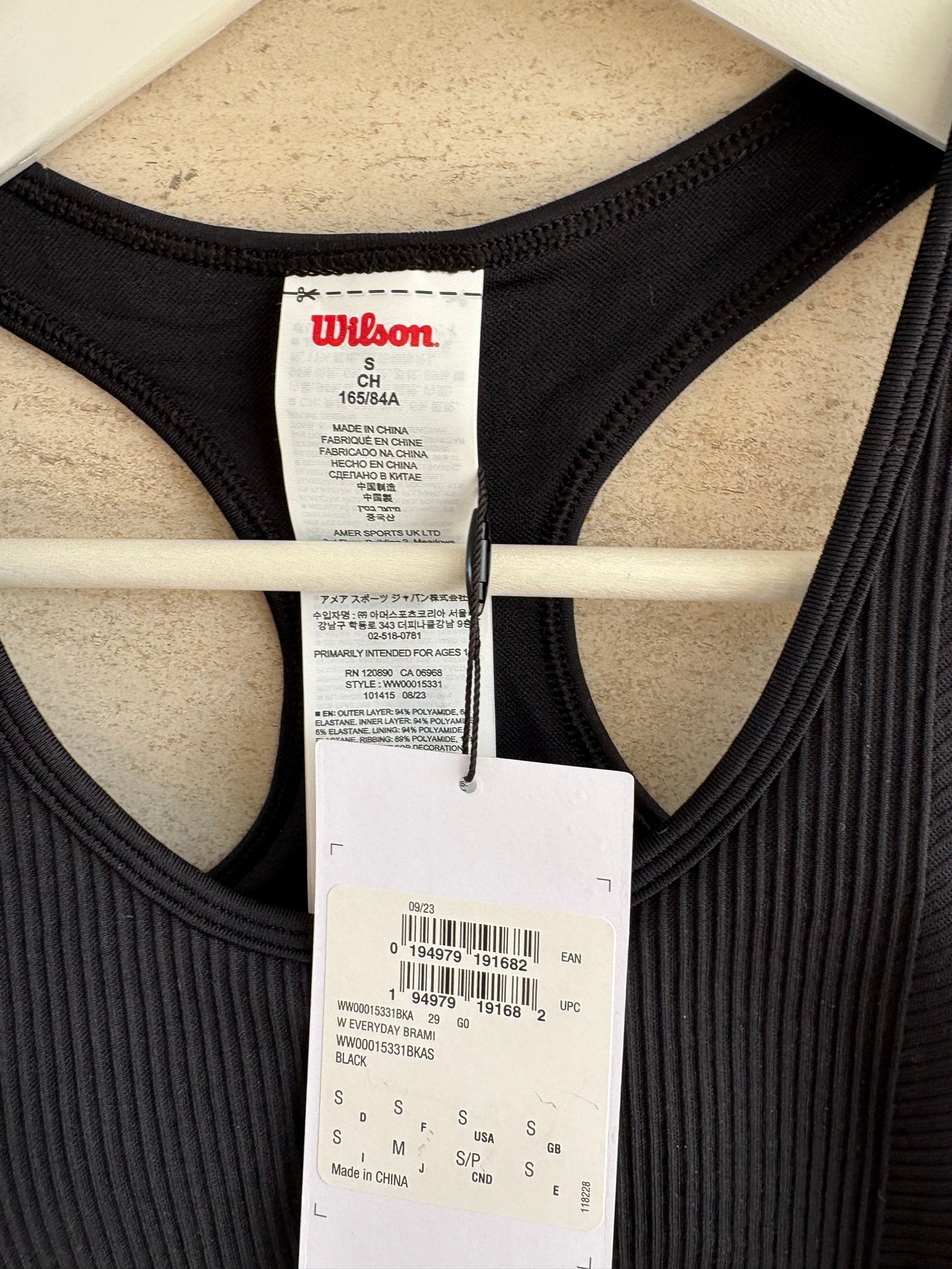 WILSON. Top negro deportivo elástico. T S