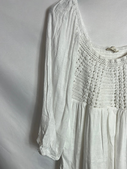 PULL&amp;BEAR. Short white double texture dress S.XS