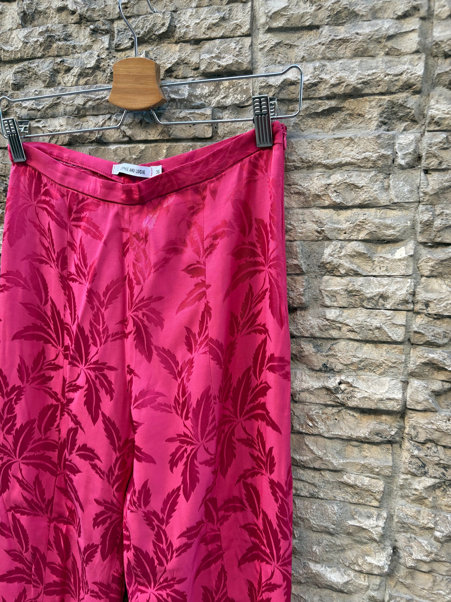 SOPHIE&LUCIE. Total look fucsia fluido. T 36