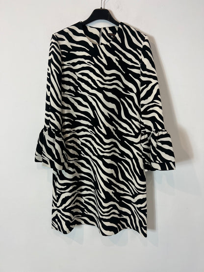 ADOLFO DOMINGUEZ. Vestido corto bicolor detalle manga. T 36