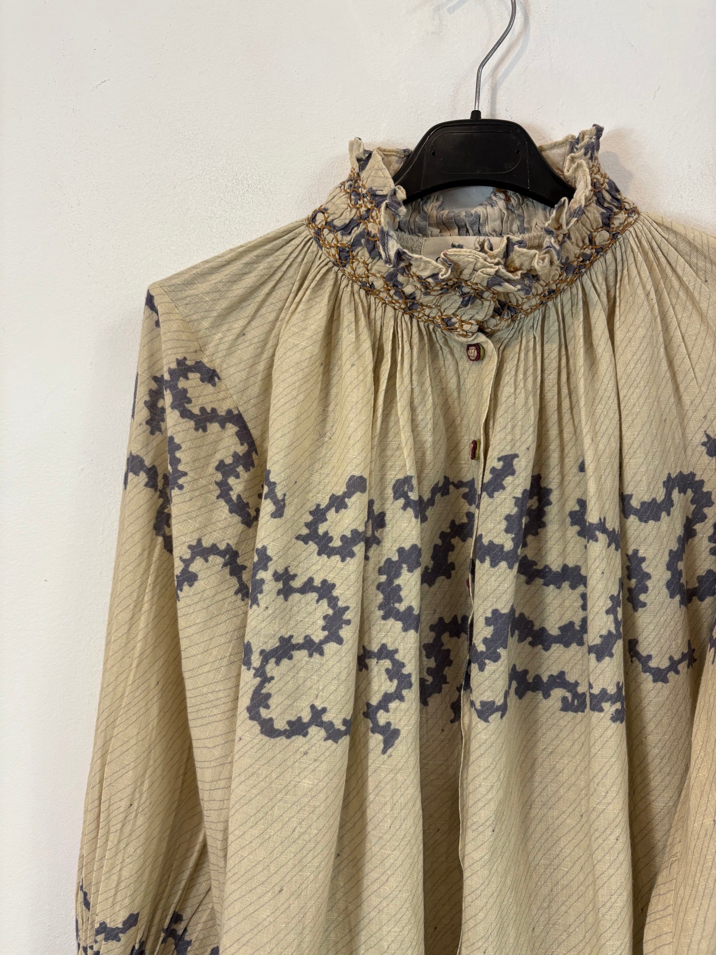CORD. Blusa volumen estampada
