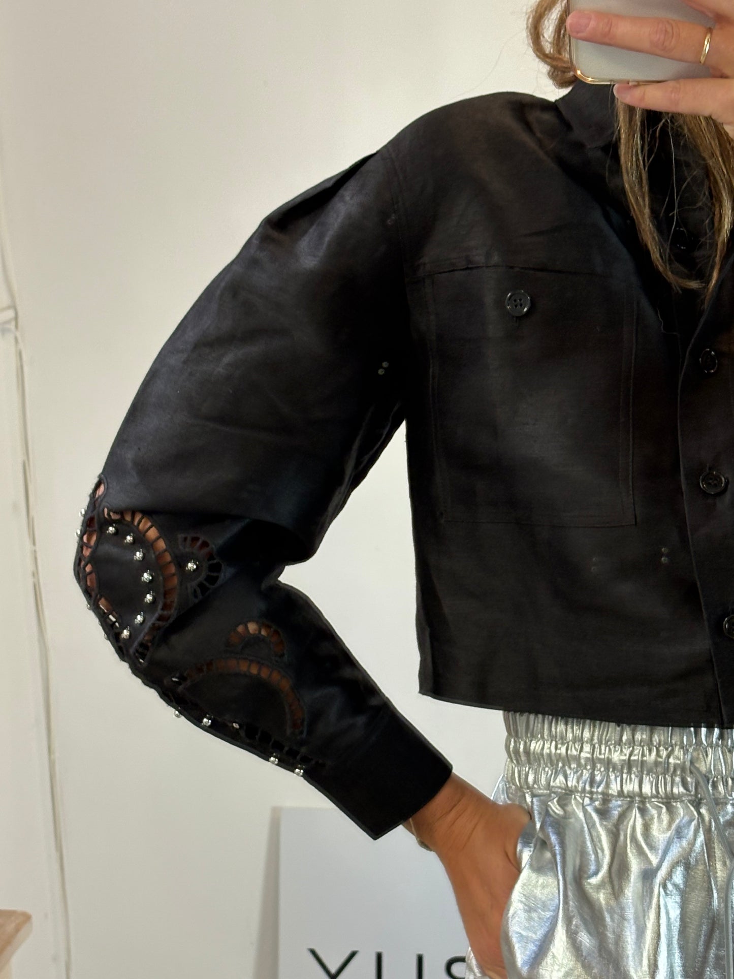 MAJE. Camisa corta lino calada T.1(S)