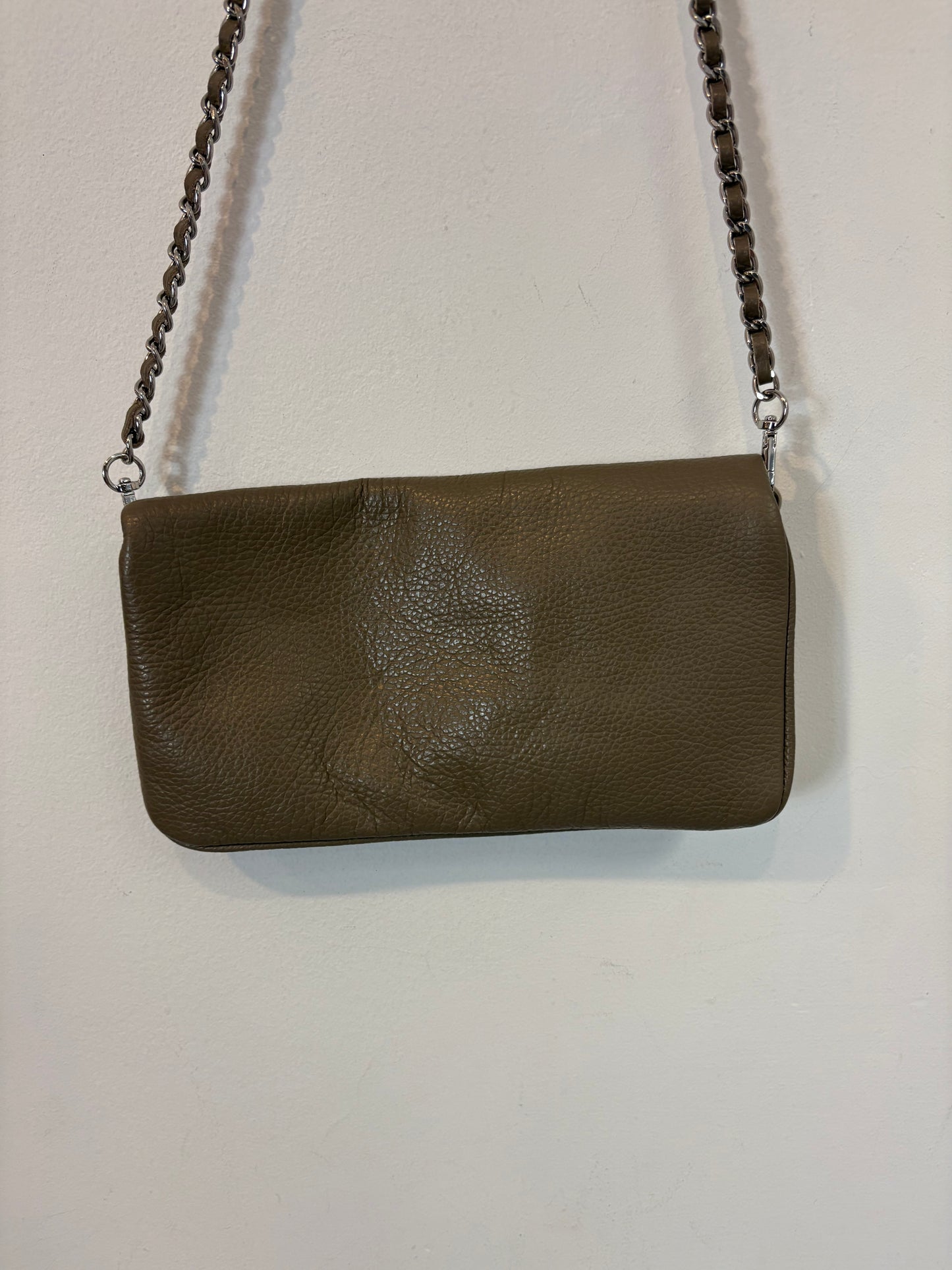 ZARA. Short green gathered dress. TS