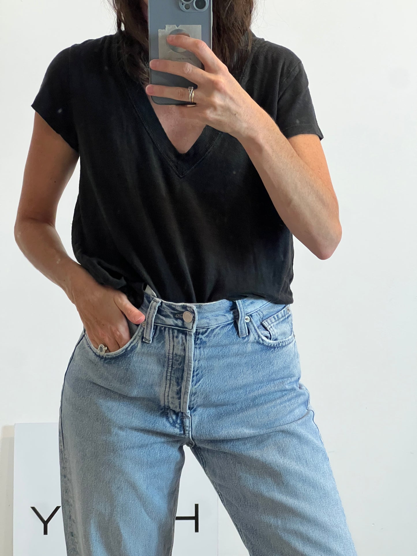IRO. Camiseta negra de lino