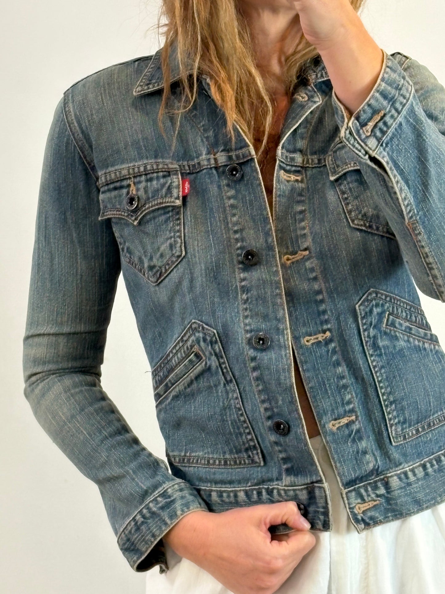 LEVI´S. Chaqueta denim bolsillos