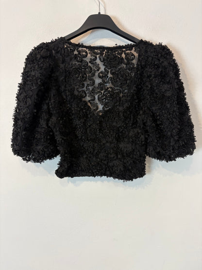 ZARA. Top corto texturas