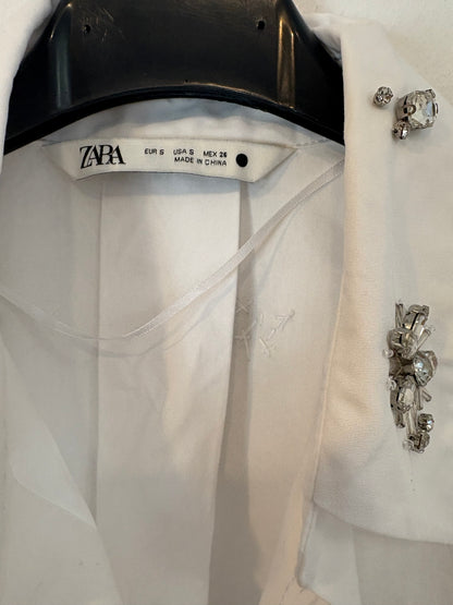 ZARA. White beaded shirt. TS