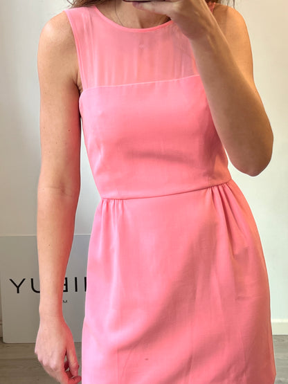 SANDRO. Vestido corto rosa detalle escote. T 2 (M)