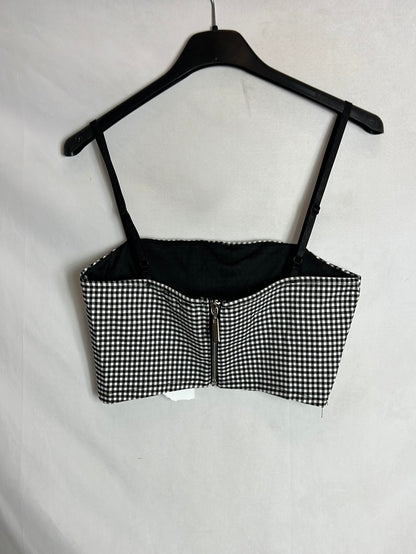 ZOE SHOP. Total look vichy top y falda. T S/M