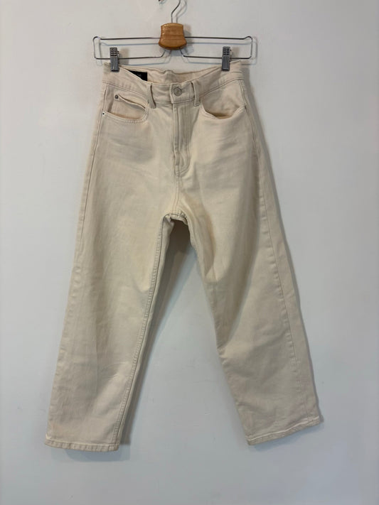 MASSIMO DUTTI. Denim color crudo recto