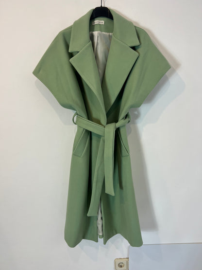 LA COMET. Mint green sleeveless coat. TL