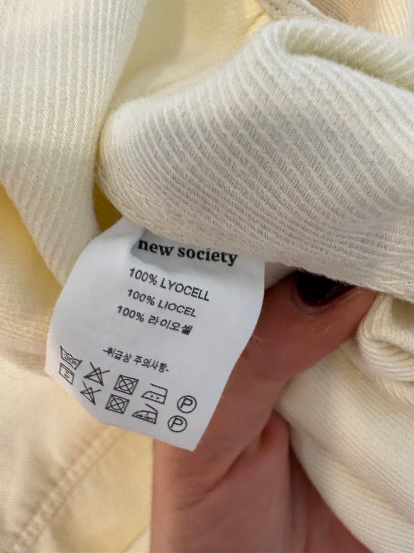 THE NEW SOCIETY. Ecru shirt. TS