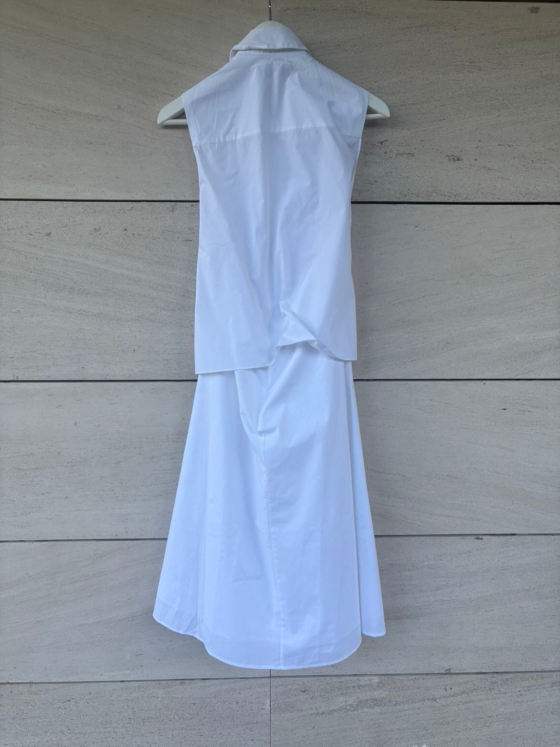 ZARA. Vestido largo  abotonado detalle espalda