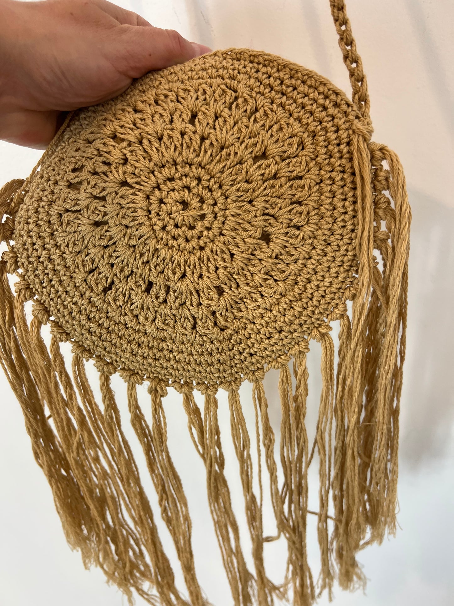OTHERS. Round crochet bag