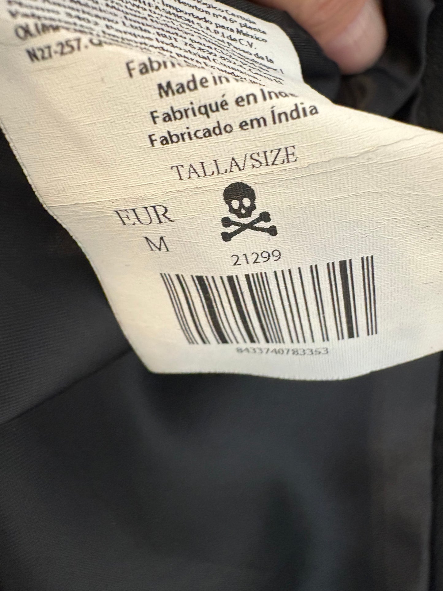 SCALPERS. Falda corta piel