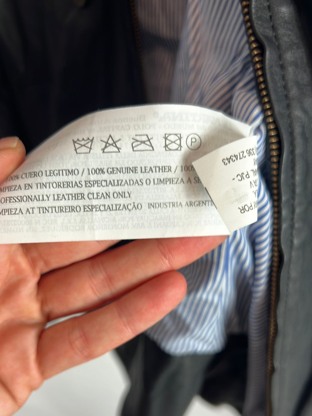 LA MARTINA. Chaqueta piel mangas flecos. T 3 (M/L)