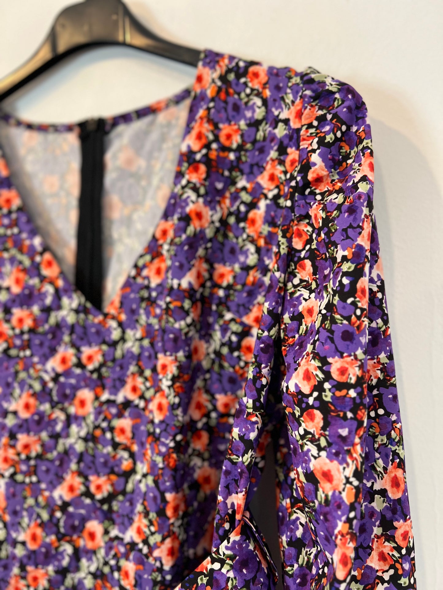 OTRAS. Vestido morado flores TU(S)