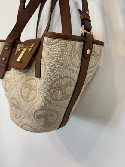 LATOUCHE. Cesta de lona y piel estampada