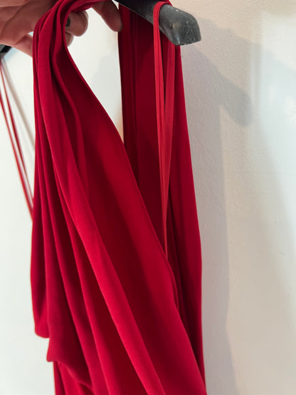 ROBERTO TORRETTA. Mono largo rojo detalle espalda. T M